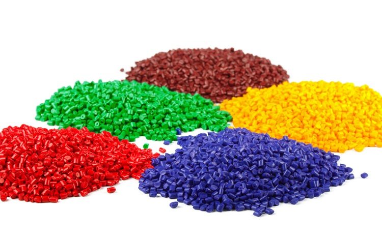 Conheça os diferentes plásticos que podem ser utilizados na moldagem por injeção.